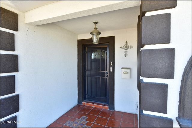 415 Balboa Road, El Paso, TX 79912