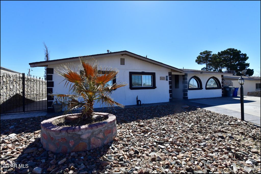 415 Balboa Road, El Paso, TX 79912