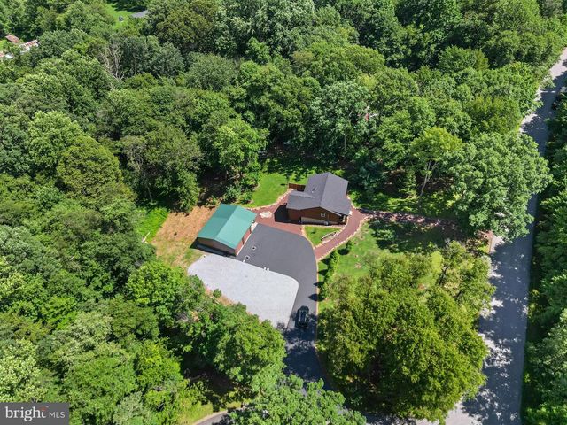 71 BROAD AX PASS, Morgantown, PA 19543