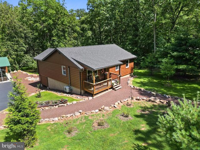 71 BROAD AX PASS, Morgantown, PA 19543