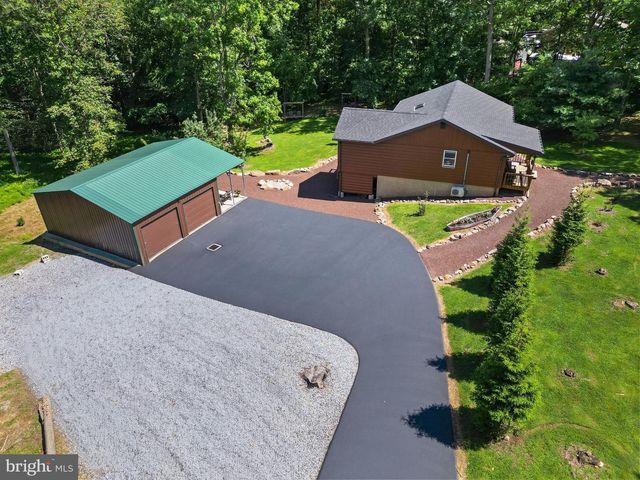 71 BROAD AX PASS, Morgantown, PA 19543