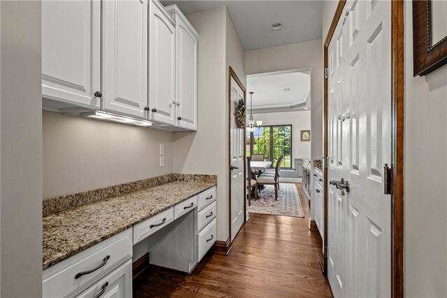 512 Laurel Oak Drive, Ohio Twp, PA 15143