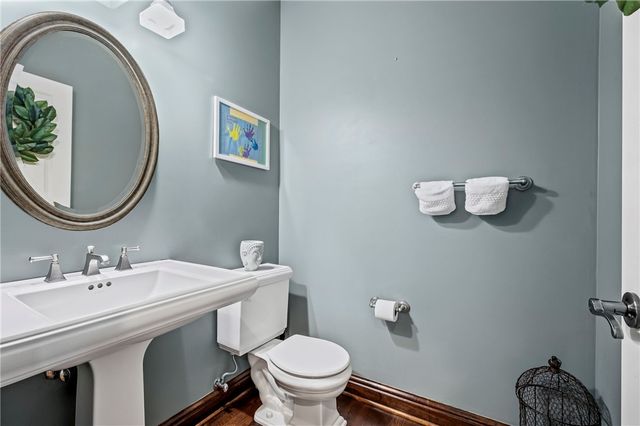 512 Laurel Oak Drive, Ohio Twp, PA 15143