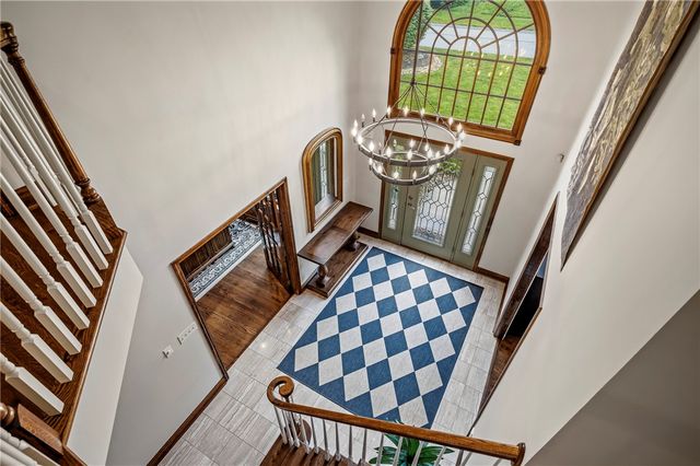 512 Laurel Oak Drive, Ohio Twp, PA 15143
