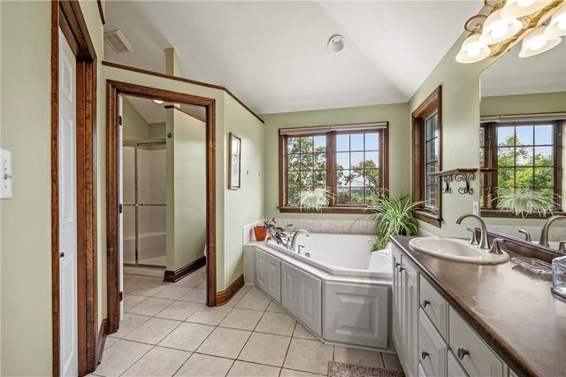512 Laurel Oak Drive, Ohio Twp, PA 15143