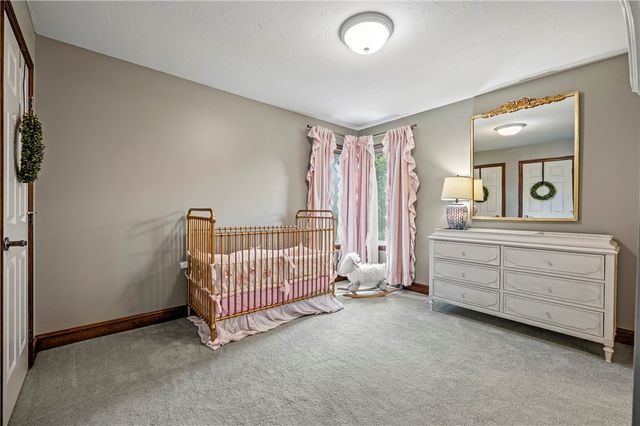 512 Laurel Oak Drive, Ohio Twp, PA 15143