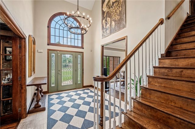 512 Laurel Oak Drive, Ohio Twp, PA 15143