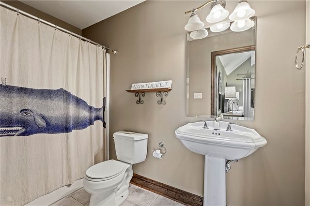 512 Laurel Oak Drive, Ohio Twp, PA 15143