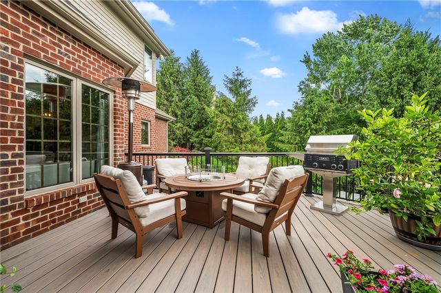 512 Laurel Oak Drive, Ohio Twp, PA 15143