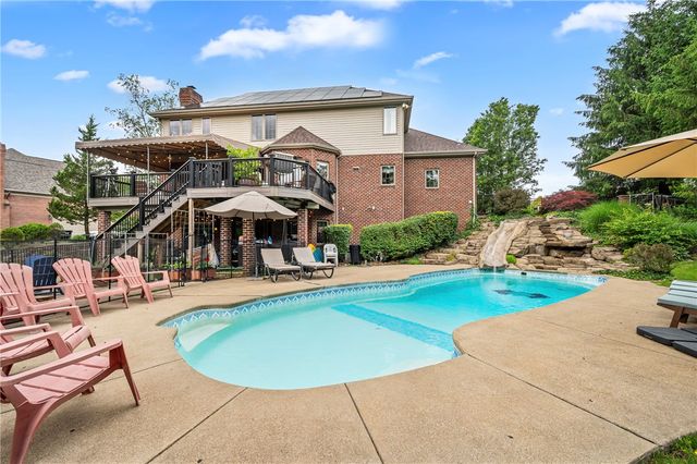 512 Laurel Oak Drive, Ohio Twp, PA 15143