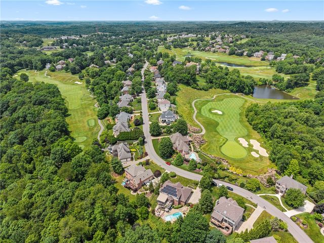 512 Laurel Oak Drive, Ohio Twp, PA 15143