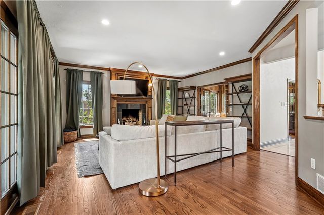 512 Laurel Oak Drive, Ohio Twp, PA 15143