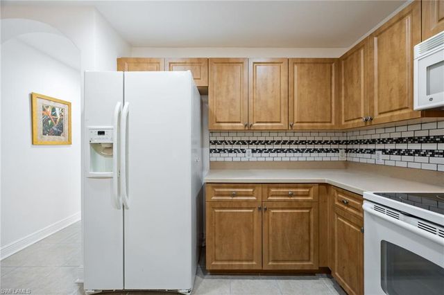 3952 Pomodoro CIR 103, Cape Coral, FL 33909