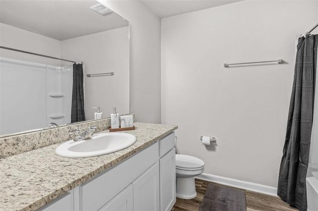 1075 S Berryvine Ln Lane, Lake Charles, LA 70611