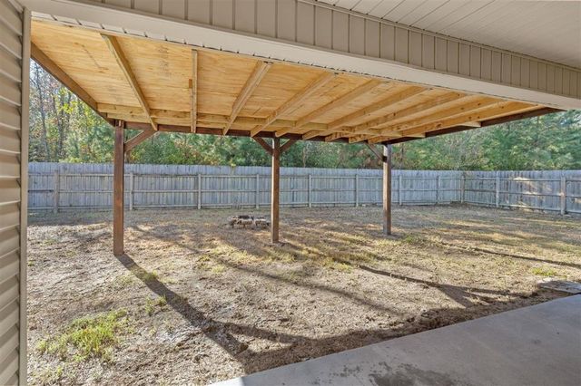 1075 S Berryvine Ln Lane, Lake Charles, LA 70611