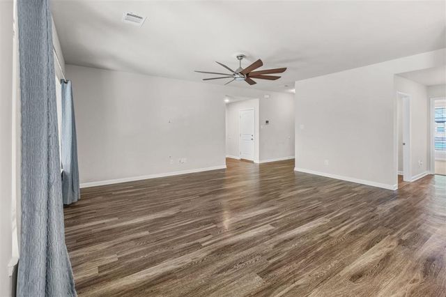 1075 S Berryvine Ln Lane, Lake Charles, LA 70611