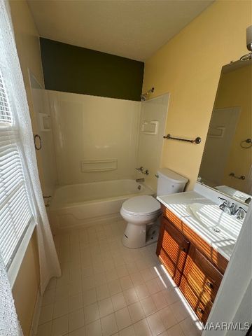 743 Leicester Drive, Montgomery, AL 36116