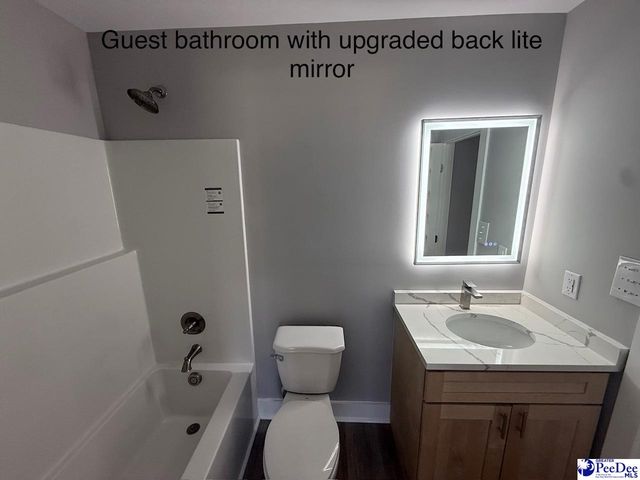 1718 Tuxedo Junction, Effingham, SC 29541