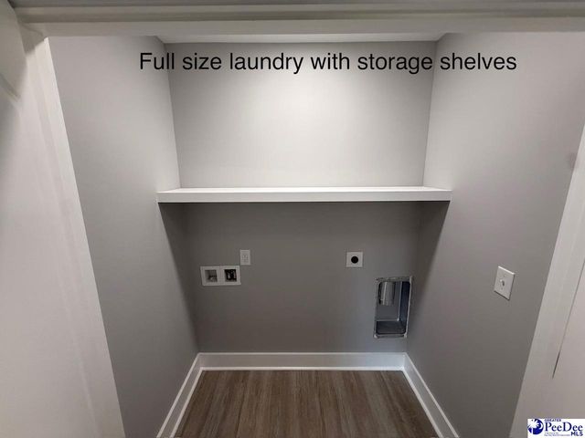 1718 Tuxedo Junction, Effingham, SC 29541