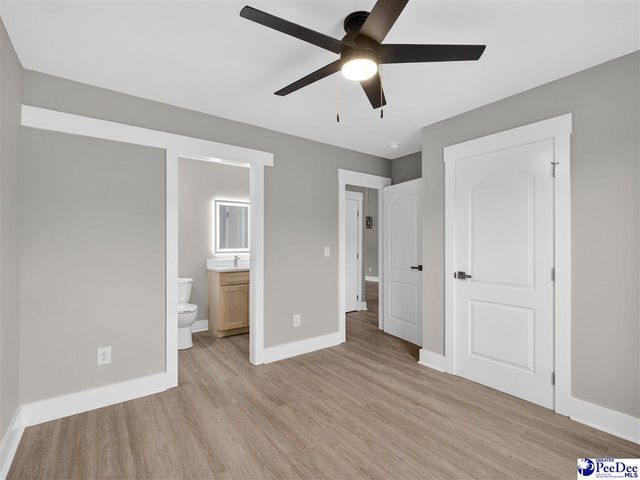 1718 Tuxedo Junction, Effingham, SC 29541