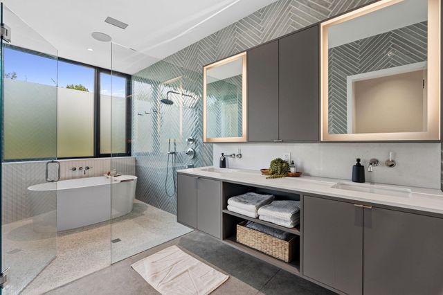 10982 Long Branch DR, Austin, TX 78736