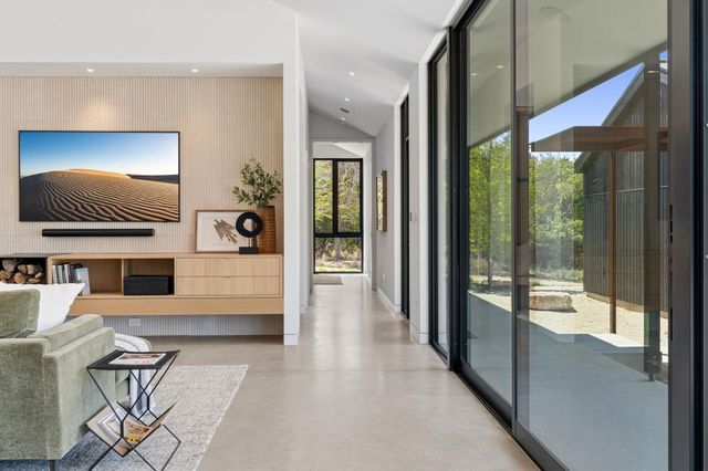 10982 Long Branch DR, Austin, TX 78736