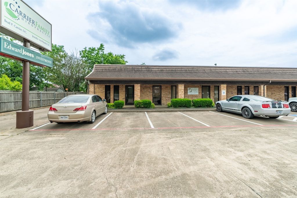 2609 Eastland Street C, Greenville, TX 75402