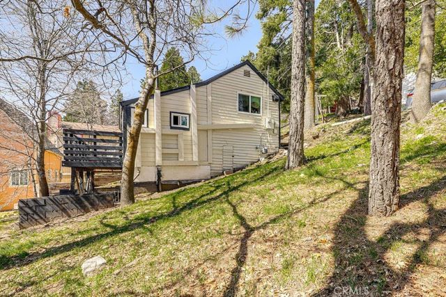 875 Virginia Court, Lake Arrowhead, CA 92352