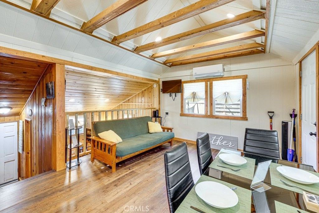 875 Virginia Court, Lake Arrowhead, CA 92352