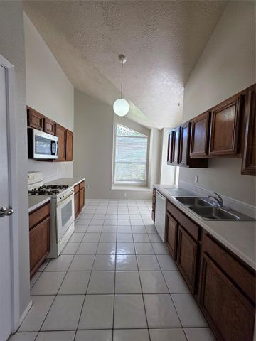 447 Lost Rock Drive, Houston, TX 77598