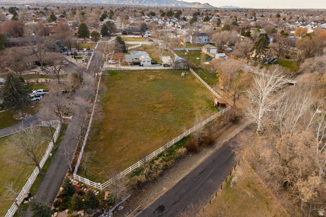 5048 S JORDAN CANAL RD, Taylorsville, UT 84129