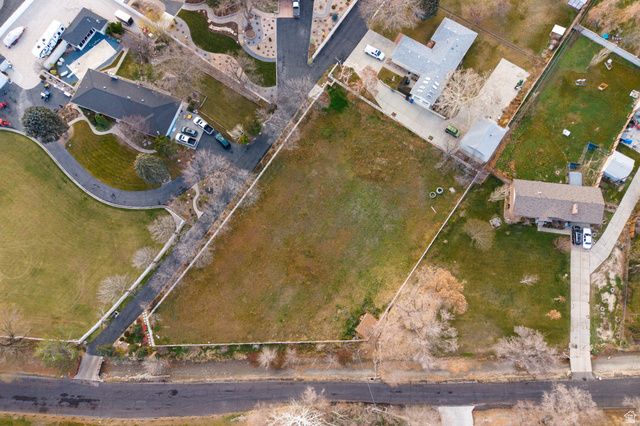 5048 S JORDAN CANAL RD, Taylorsville, UT 84129