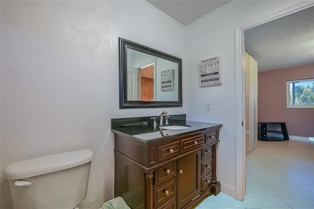 3431 NW 50th Avenue 206, Lauderdale Lakes, FL 33319