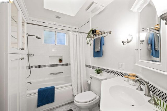 328 328 Glendale Avenue, Oakland, CA 94618