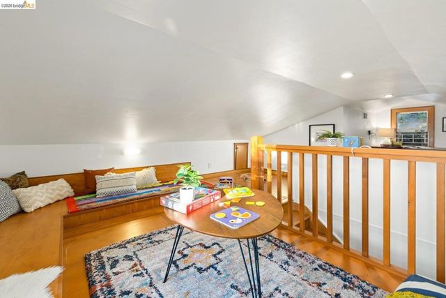 328 328 Glendale Avenue, Oakland, CA 94618