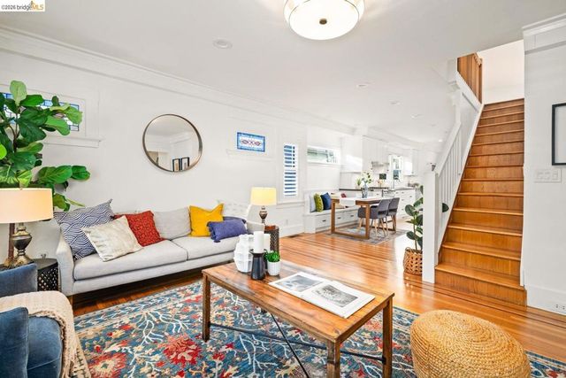 328 328 Glendale Avenue, Oakland, CA 94618