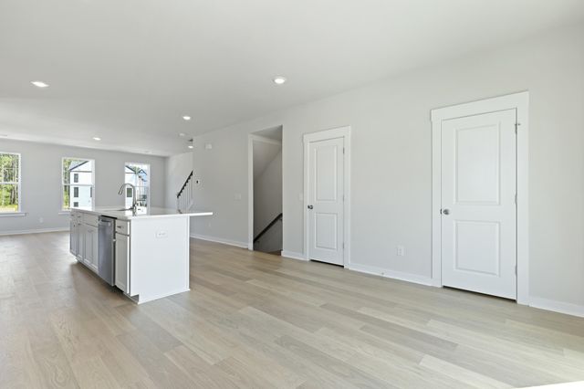 409 Talbot Drive, Summerville, SC 29486