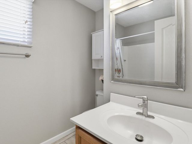 501 Medina Meadows Drive NE, Rio Rancho, NM 87144