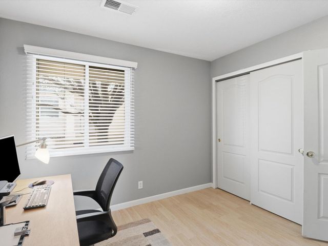 501 Medina Meadows Drive NE, Rio Rancho, NM 87144