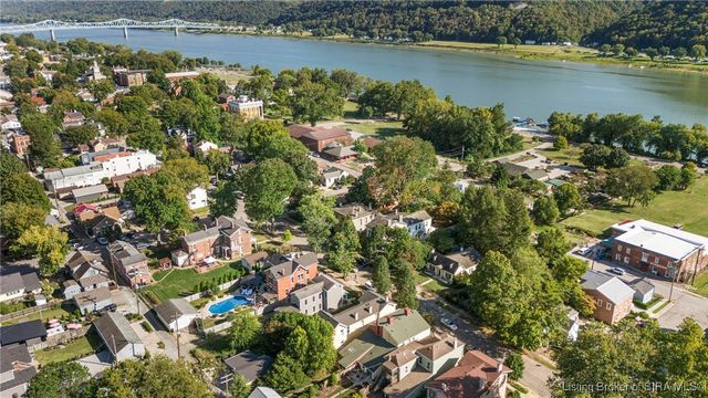 716 W 2nd Street, Madison, IN 47250