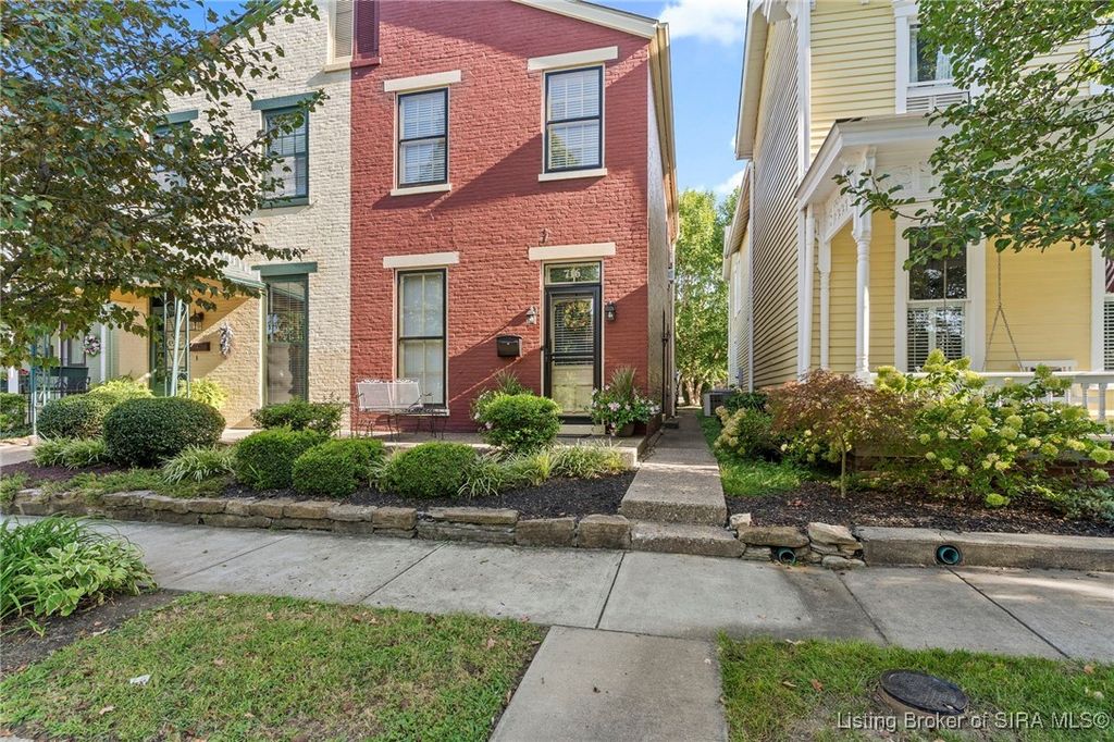 716 W 2nd Street, Madison, IN 47250