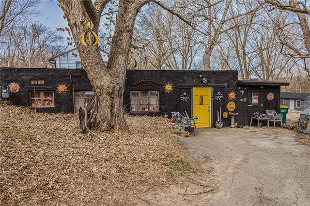 2021 N 54th Street, Kansas City, KS 66104