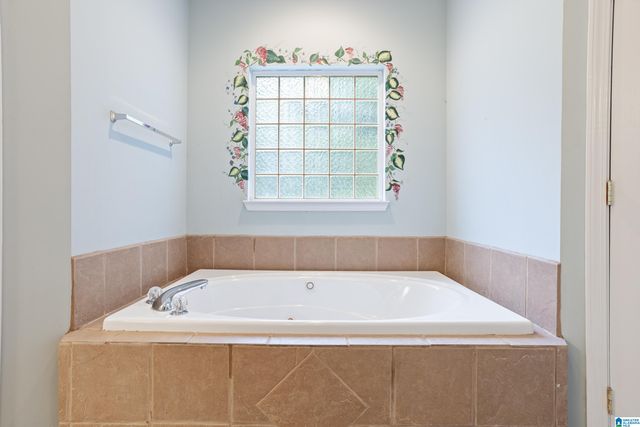 8550 HIDDEN CREEK DRIVE, Gardendale, AL 35071