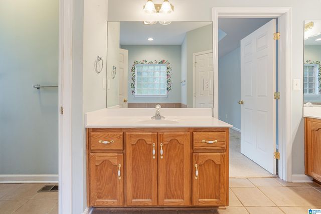 8550 HIDDEN CREEK DRIVE, Gardendale, AL 35071