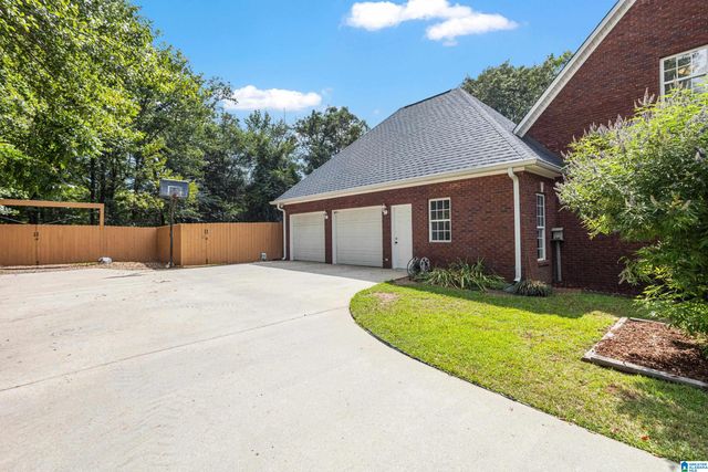 8550 HIDDEN CREEK DRIVE, Gardendale, AL 35071