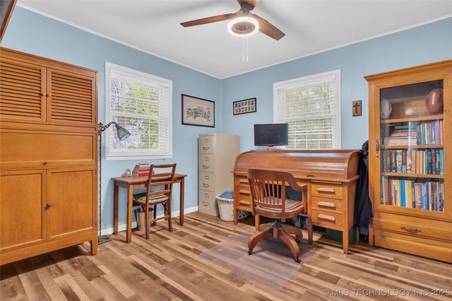 2324 N Plainview Road W, Ardmore, OK 73401