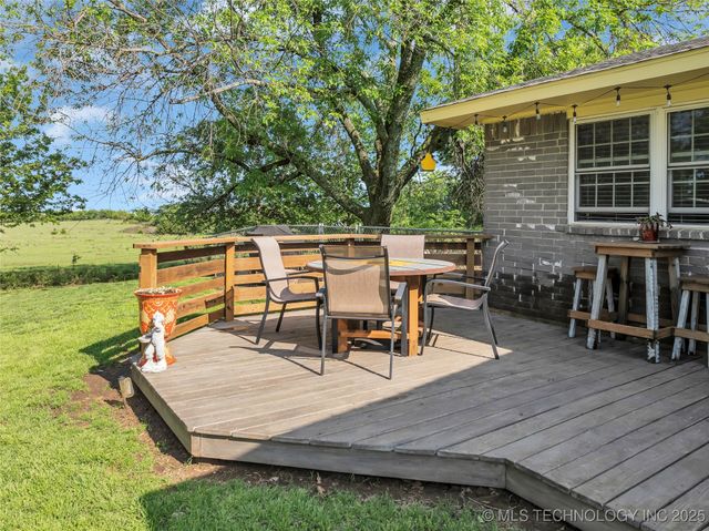2324 N Plainview Road W, Ardmore, OK 73401