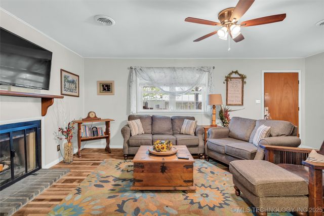 2324 N Plainview Road W, Ardmore, OK 73401