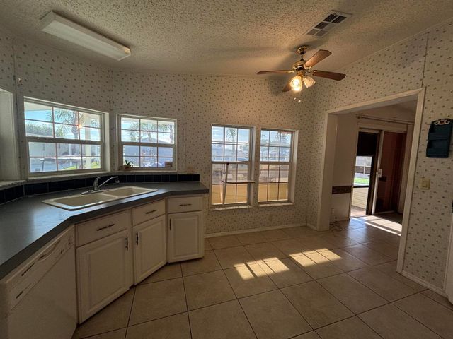 1621 SW 35th Circle, Okeechobee, FL 34974