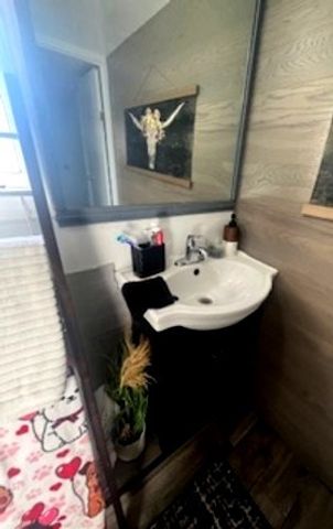 7240 107th Street W 136, Worth, IL 60482